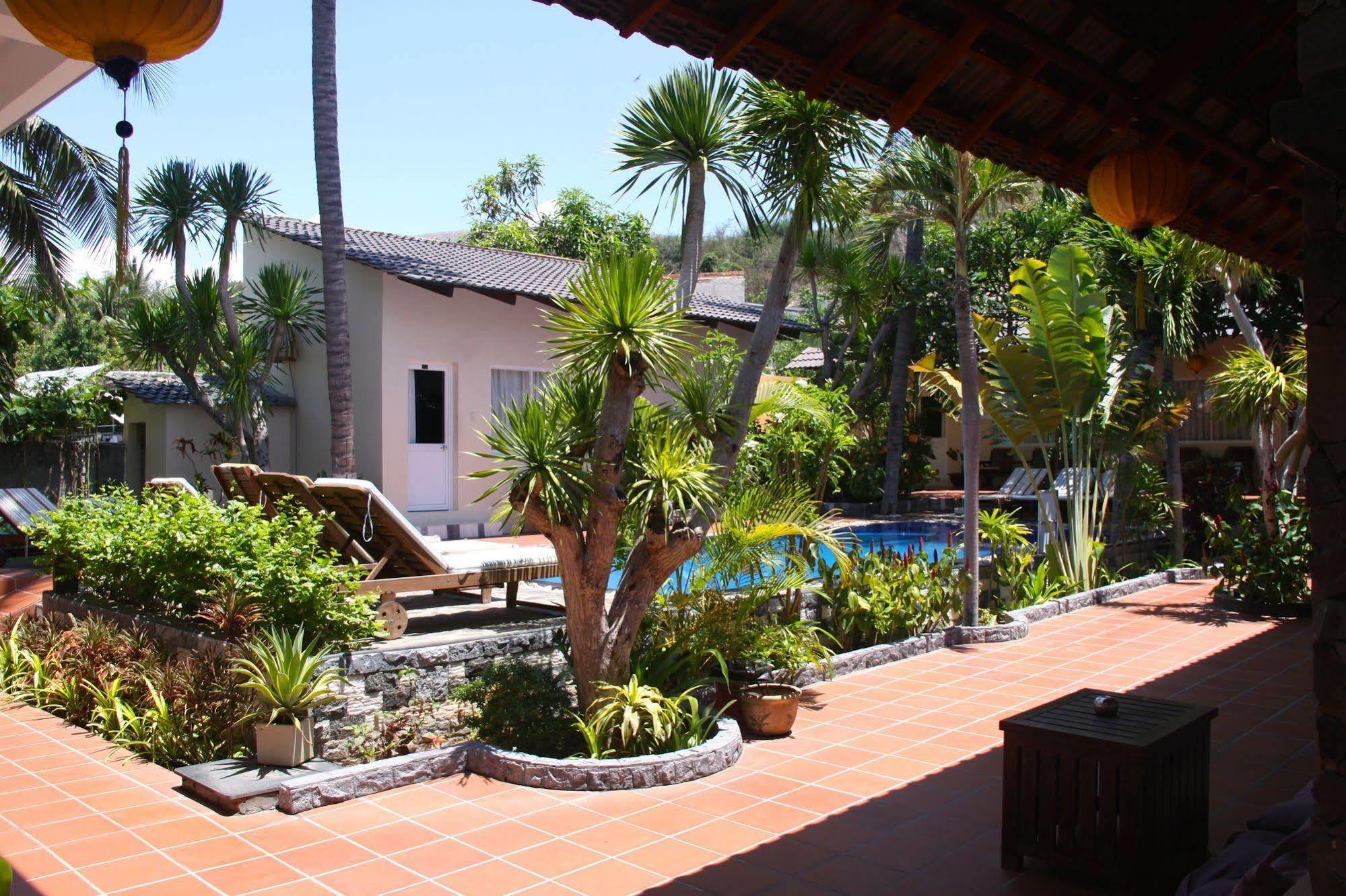 Xin Chao Hotel Mui Ne Exterior photo
