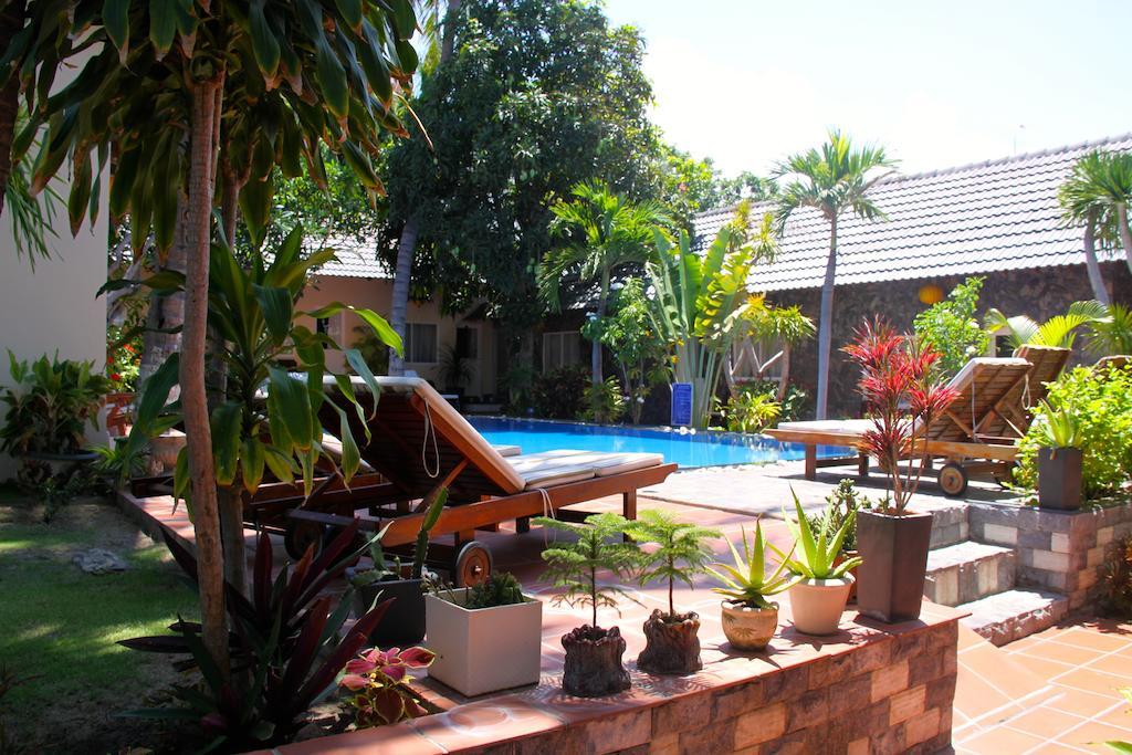 Xin Chao Hotel Mui Ne Exterior photo