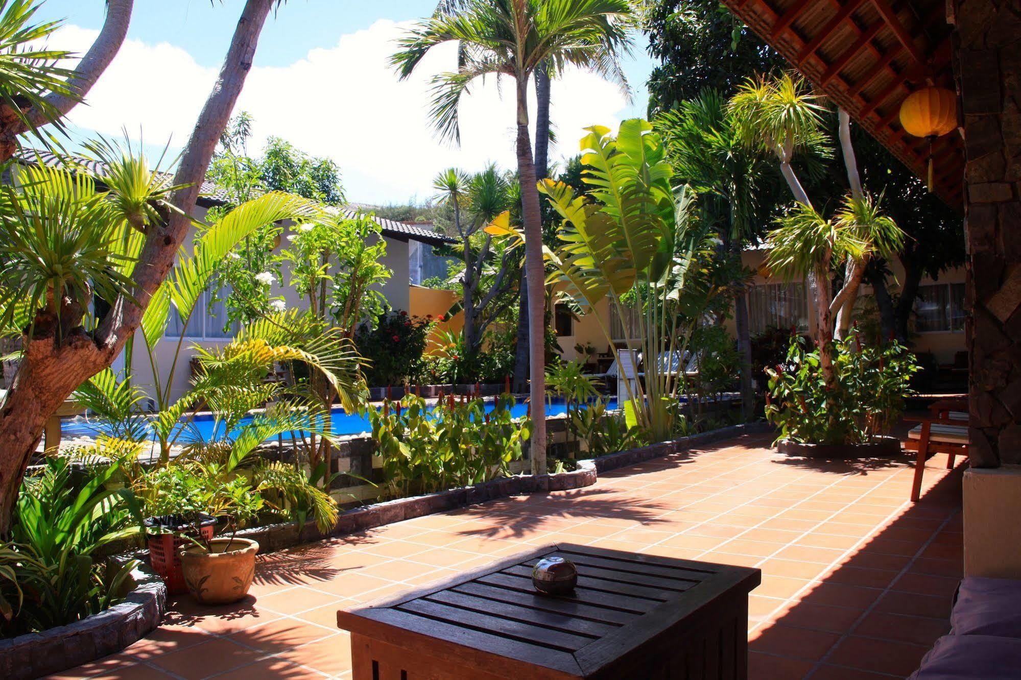 Xin Chao Hotel Mui Ne Exterior photo